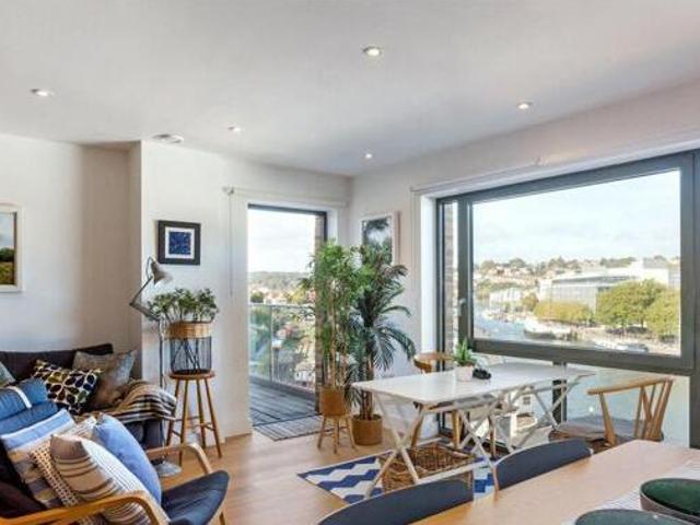 House for sale in Feckenham, City Of Bristol