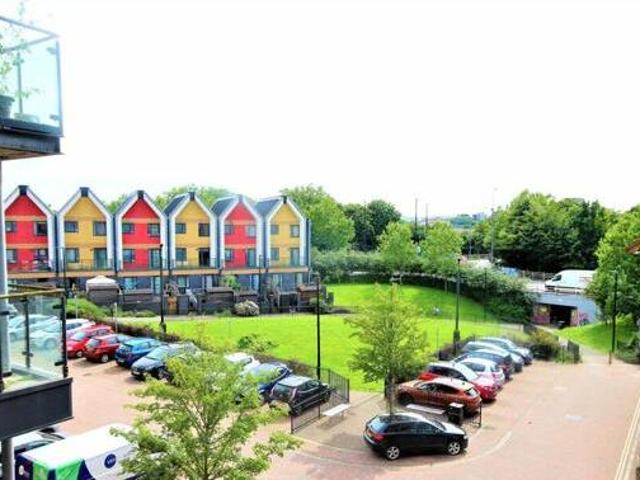 House for sale in Feckenham, City Of Bristol
