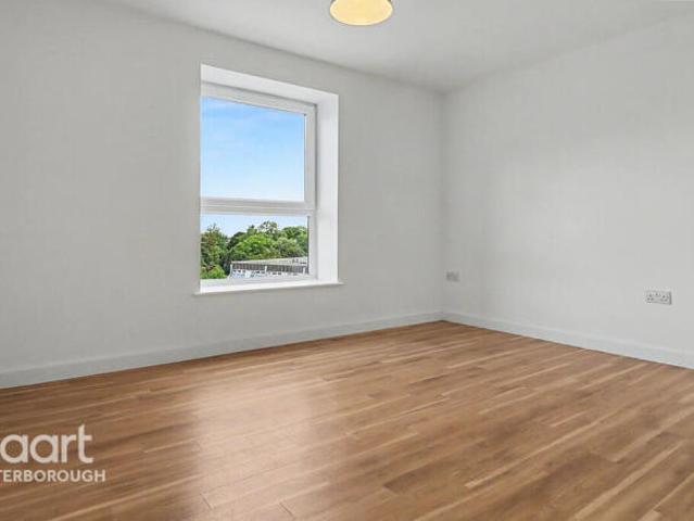 Apartment for sale in Hampton Green, Cambridgeshire