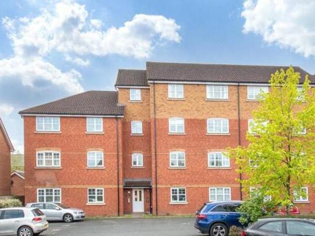 House for sale in Stoke Pound, Bromsgrove