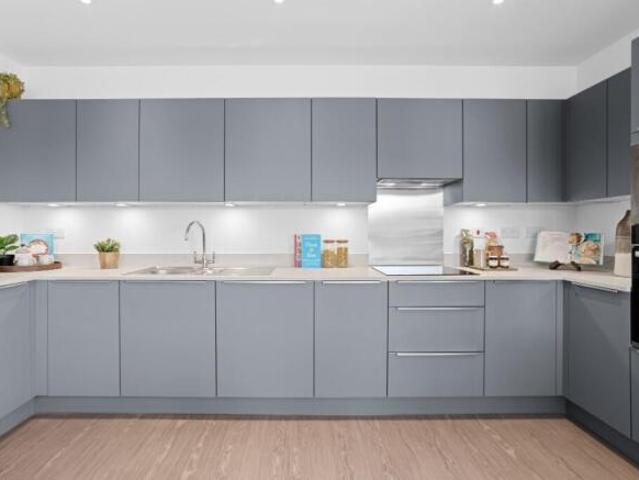 Apartment for sale in Erith, Greater London
