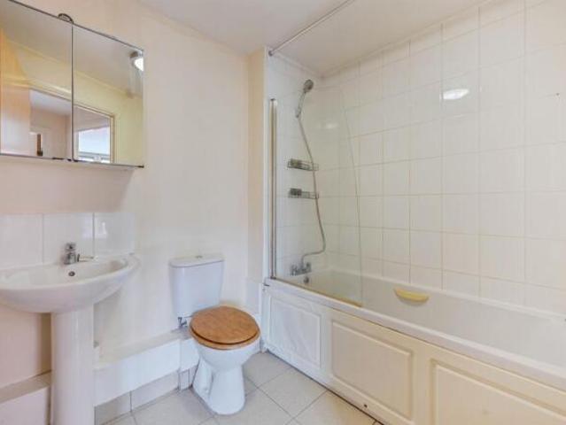 Apartment for sale in East Midlands