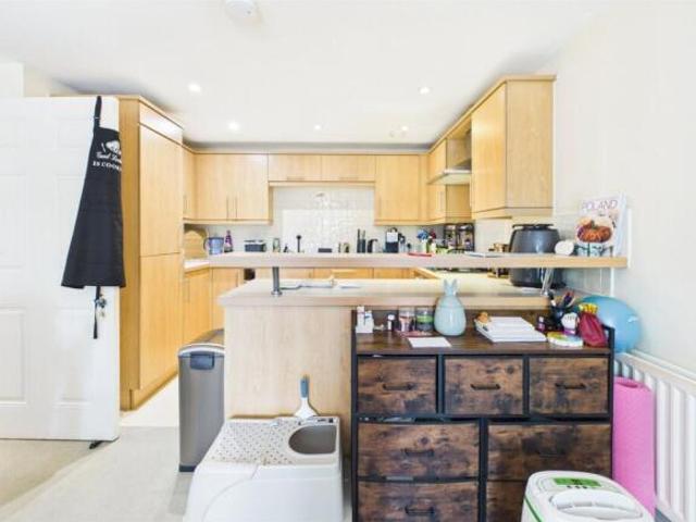 Apartment for sale in Rodbourne, Swindon