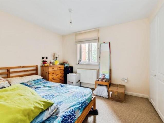 Apartment for sale in Rodbourne, Swindon
