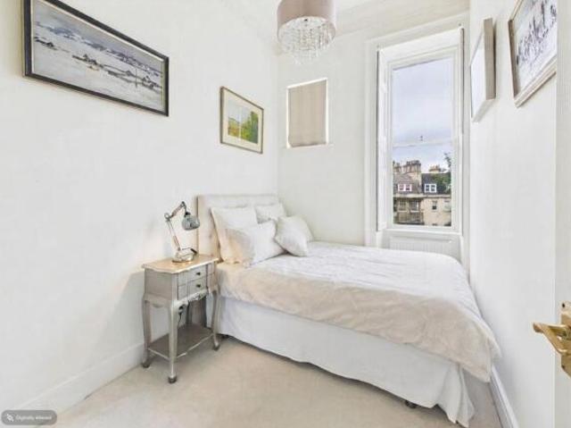 Apartment for sale in Bath, West of England