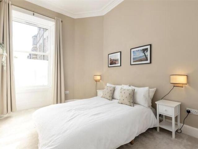 Apartment for sale in Bruntsfield, Scotland