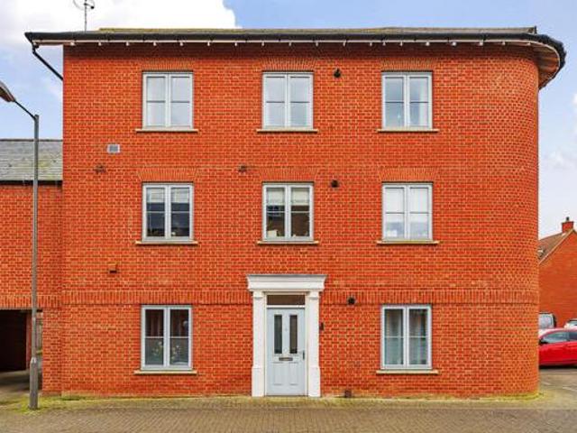 House for sale in Buckingham, Buckinghamshire