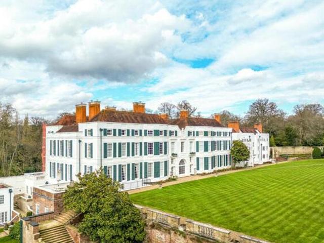 House for sale in City of London, Greater London