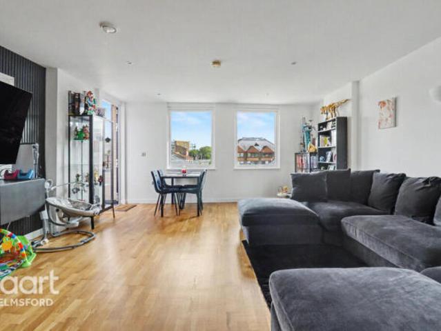 Apartment for sale in Moulsham, Chelmsford