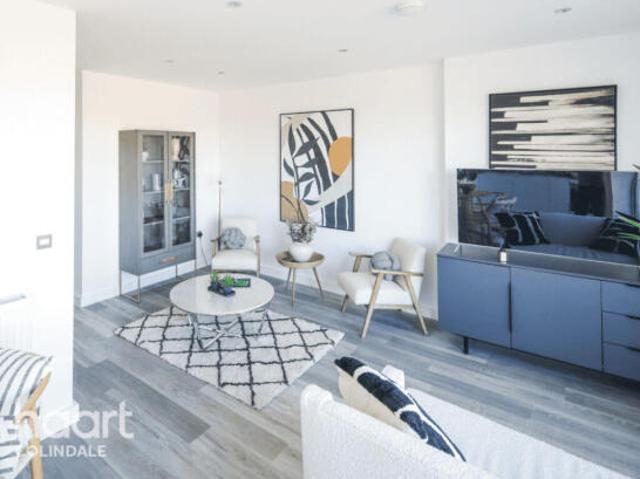 Apartment for sale in Colindale, Greater London