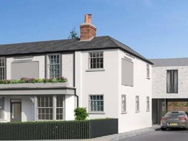 House for sale in Bushey, Hertsmere
