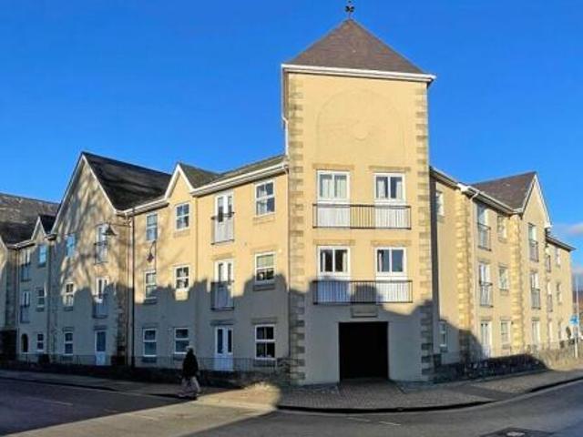 House for sale in Caernarfon, Wales