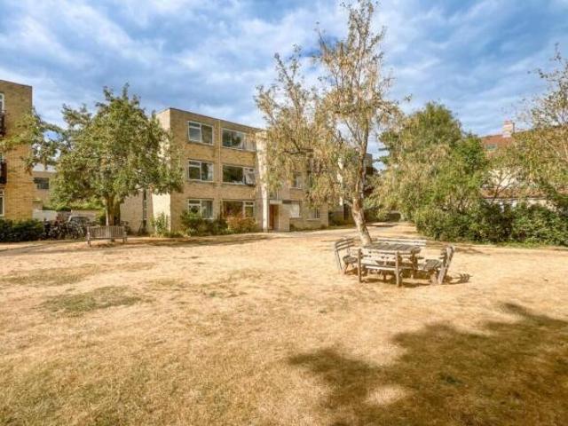Apartment for sale in Chesterton, Arbury