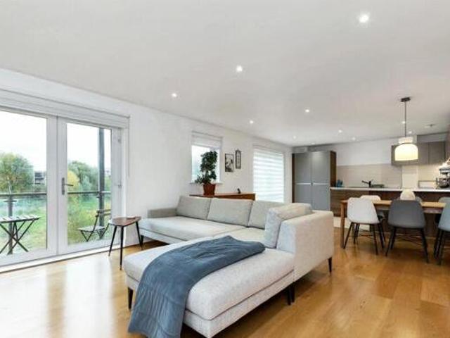 House for sale in Chesterton, Arbury