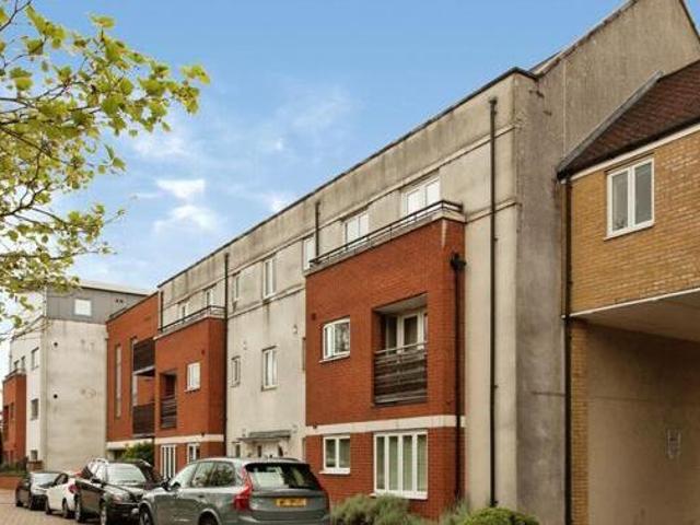House for sale in The Kite, Arbury