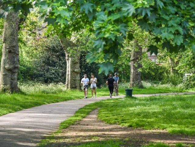 Apartment for sale in Myatt's Fields, Greater London