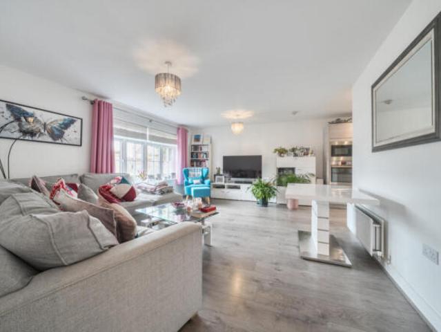 Apartment for sale in Weldon
