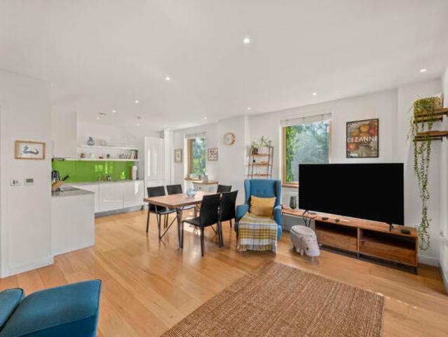 Apartment for sale in Highbury, Greater London