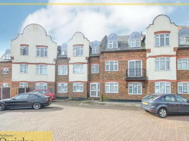 House for sale in Canvey Island