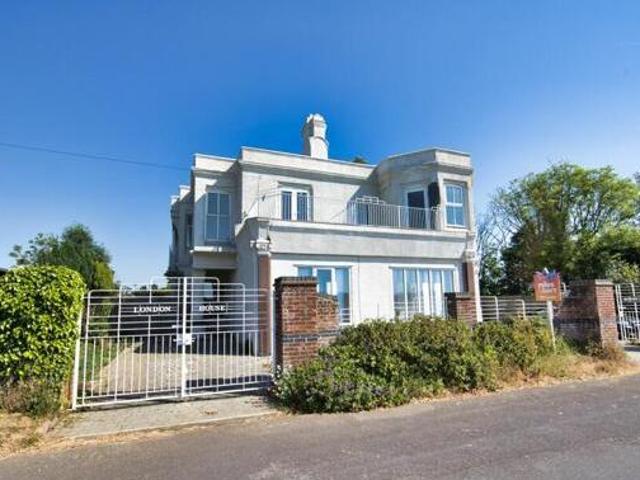 House for sale in Folkestone