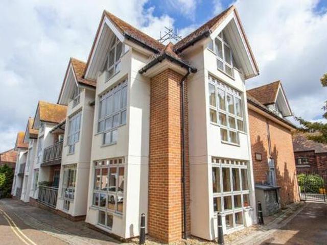 House for sale in Harbledown, Canterbury