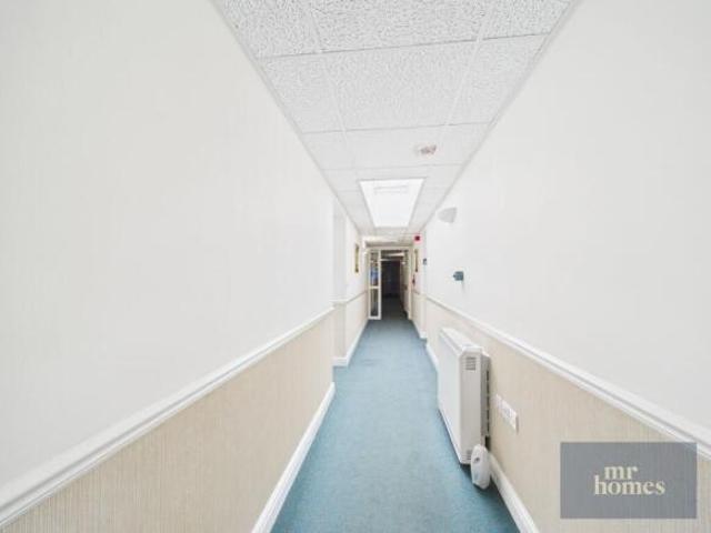 Apartment for sale in Falcon Lodge, Wales