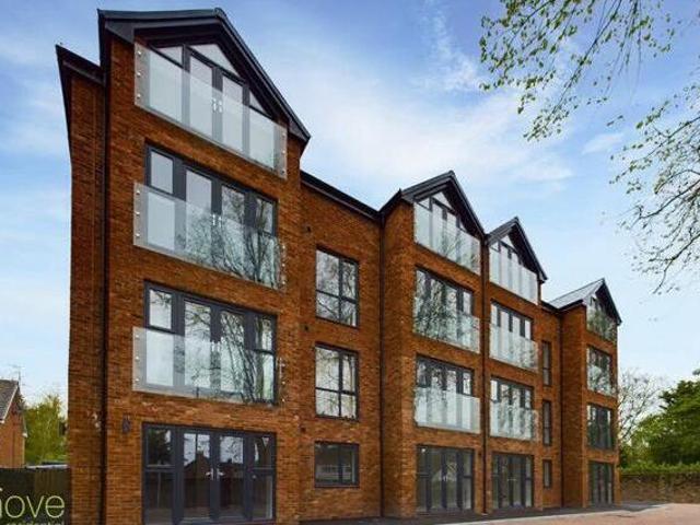 House for sale in Calderstones