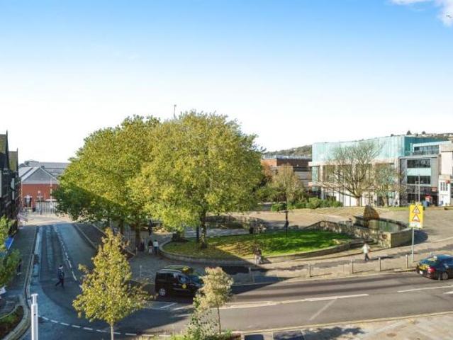 Apartment for sale in Mount Pleasant, Nangreaves