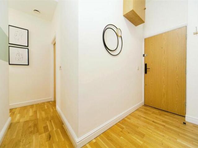 Apartment for sale in Calderstones