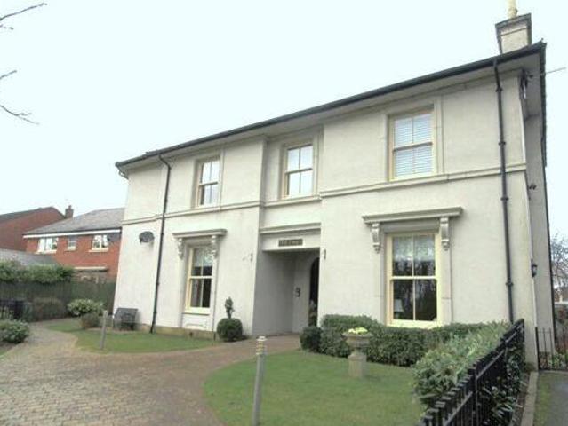 House for sale in Coseley, West Midlands