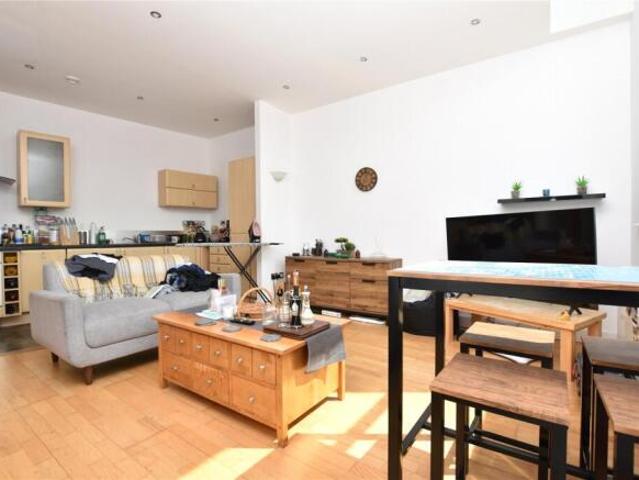 Apartment for sale in West Yorkshire