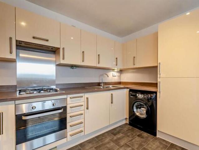 Apartment for sale in Midway, Kent