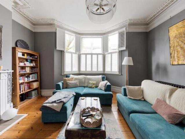 Apartment for sale in Walthamstow, Greater London