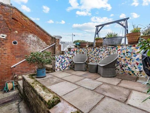 Apartment for sale in Herne, Kent