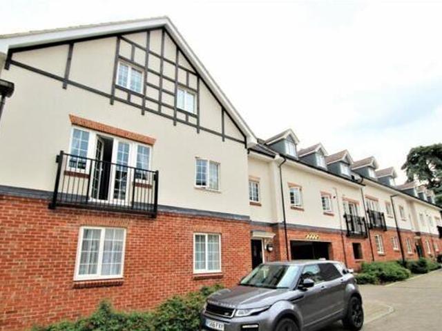 House for sale in Lyons, Greater London