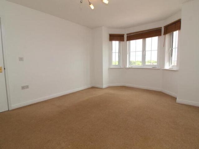 Apartment for sale in Victoria Dock, Hull