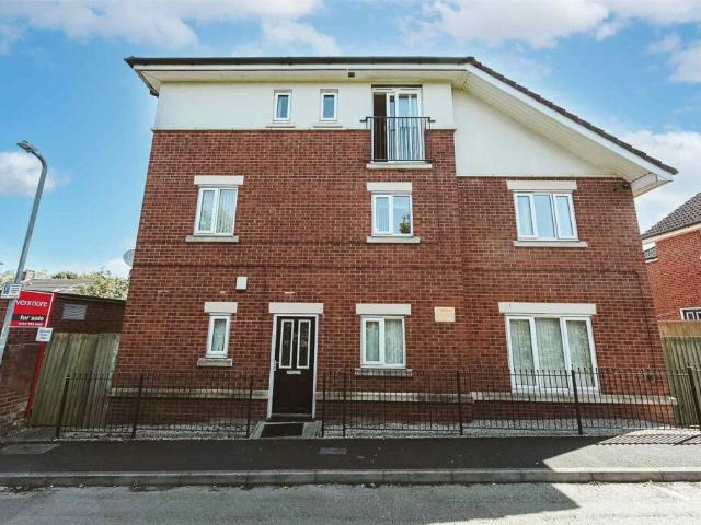 Apartment for sale in Calderstones