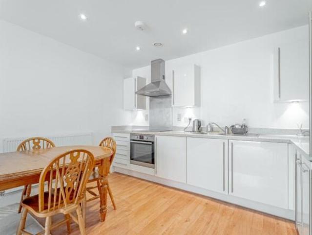 Apartment for sale in St Albans, Five Acres