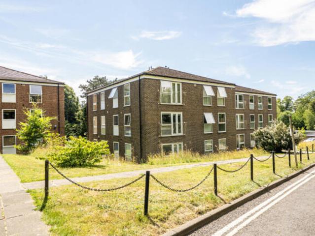 Apartment for sale in The Slade, Oxfordshire