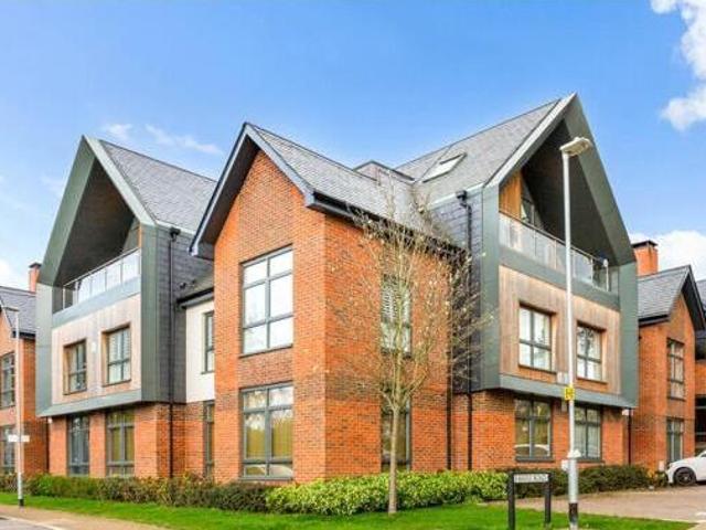 House for sale in Surrey, England
