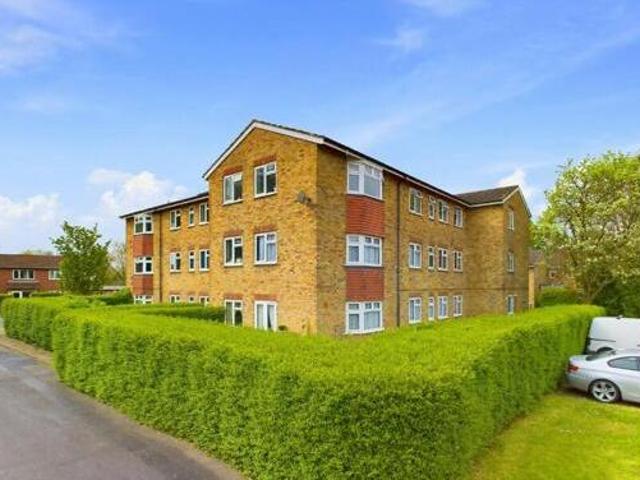 House for sale in Row Town, Surrey