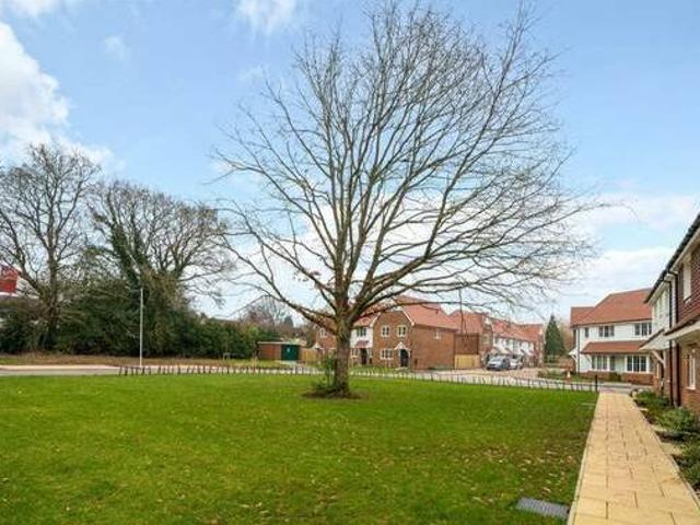House for rent in West Sussex