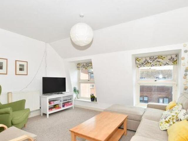 House for sale in Chichester, Littlecote