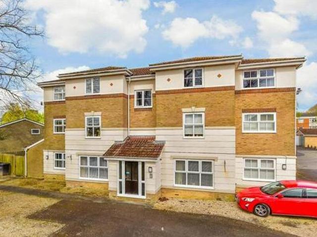 House for sale in Chichester, Littlecote