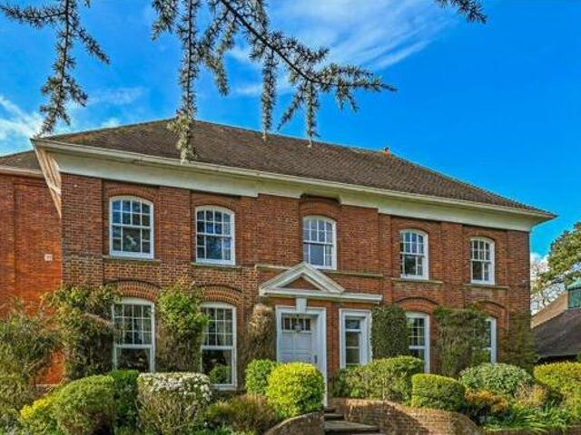 House for sale in Chichester, Littlecote