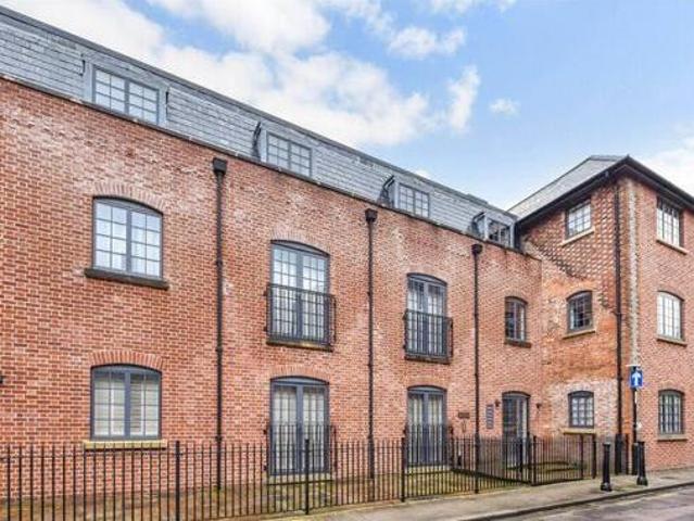House for sale in Chichester, Littlecote