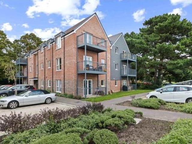 House for sale in Chichester, Littlecote