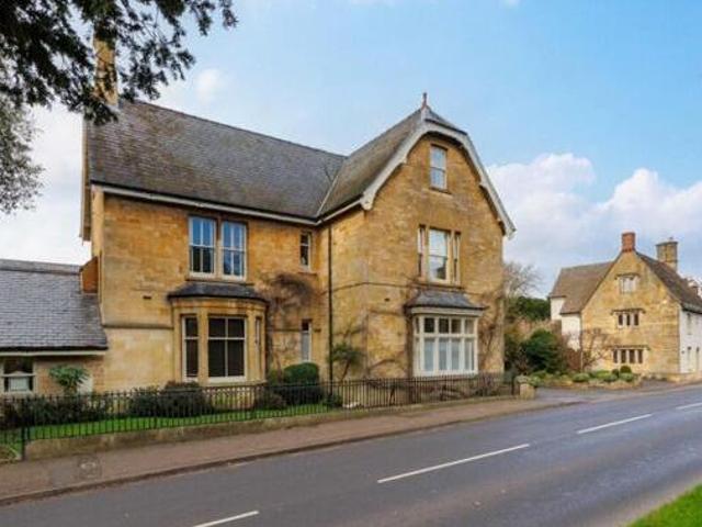 House for sale in Fossebridge, Gloucestershire