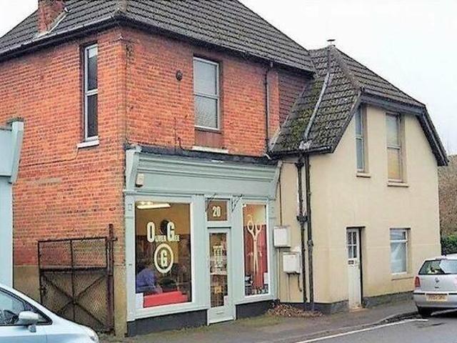 House for rent in Surrey