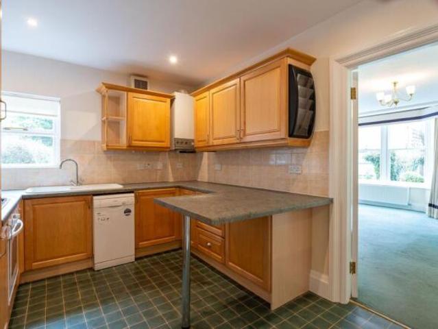 Apartment for sale in Berrick Salome, Oxfordshire